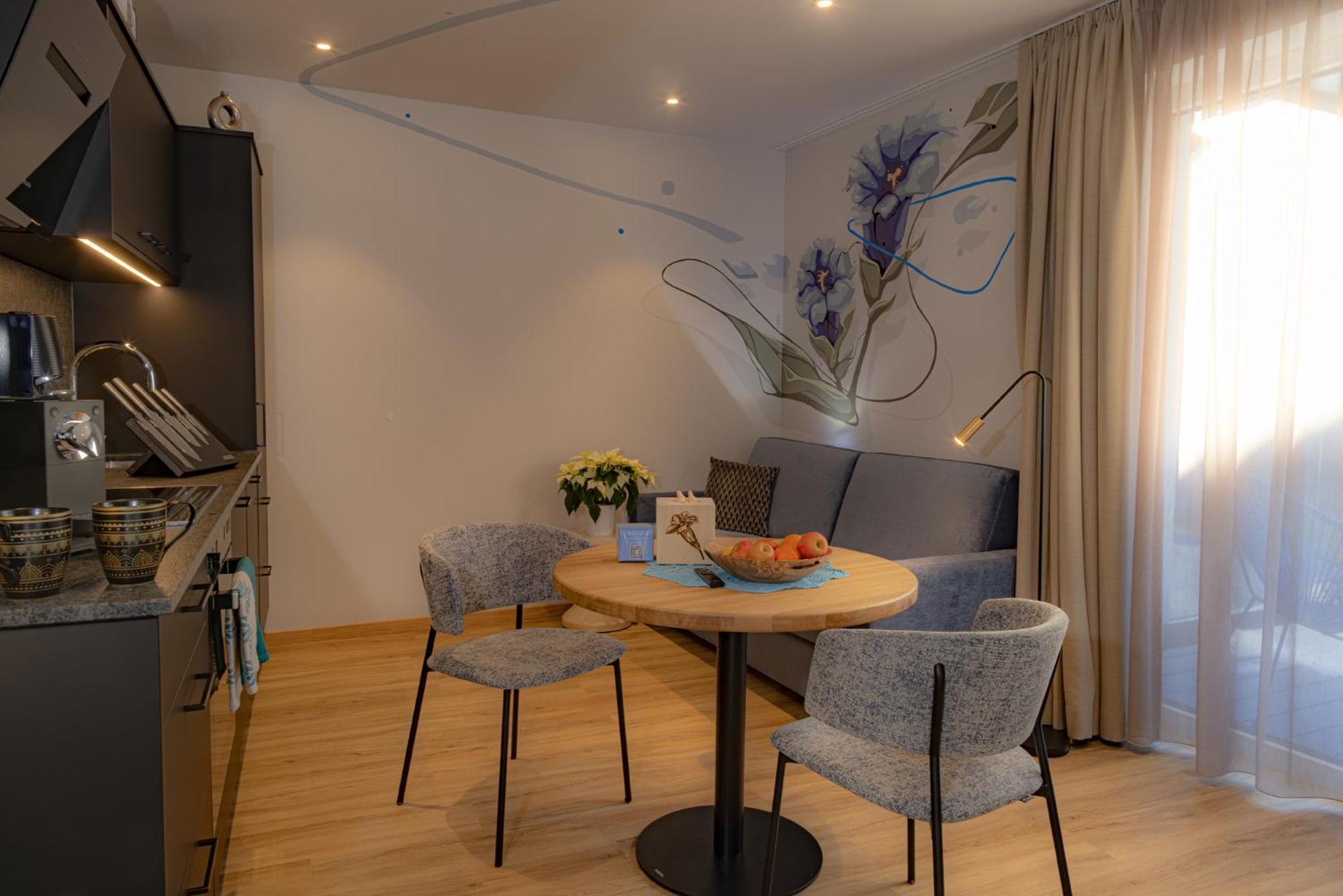 Appartement Lorenzi Solden Exterior photo